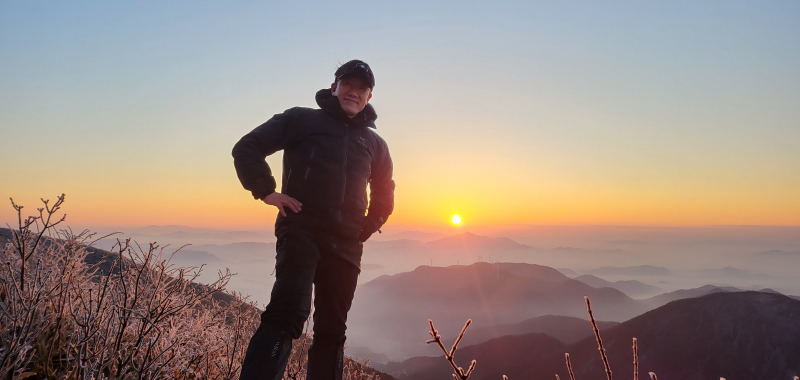 설악산 무박 종주 중 공룡능선 신선대에서